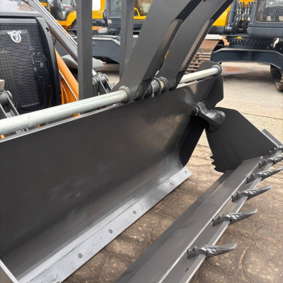 CASE 580SV